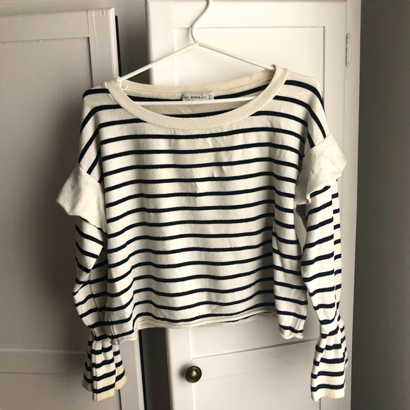 Like new, excellent condition, rarely worn. Great for office or casual. - Picture 1 of 3